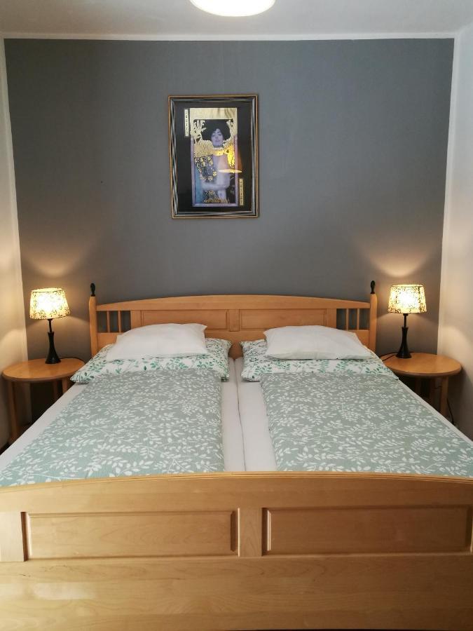 Gaestezimmer & Apartment Mayrhofer Waidhofen an der Ybbs Eksteriør billede